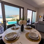 Apartment Infinity View